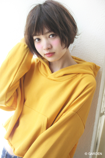 Un Ami 表参道 増永剛大 柔らかい質感のショートボブ カジュアルヘア人気 Garden Hair Catalog 原宿 表参道 銀座 美容室 ヘアサロン ガーデン