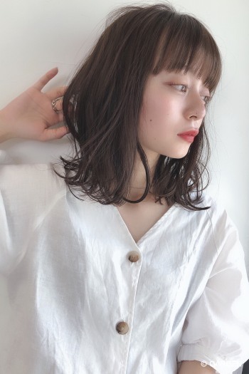 Neutral 吉田伊織 切りっぱなしミディアム Garden Hair Catalog 原宿 表参道 銀座 美容室 ヘアサロン ガーデン