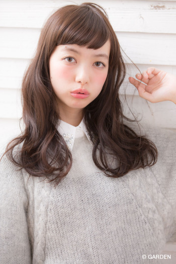 秋冬 短め前髪 ゆるふわぼさ髪ウェーブ Drive For Garden佐藤真希 Garden Hair Catalog 原宿 表参道 銀座 美容室 ヘアサロン ガーデン