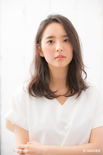 エアリーカール柔らかミディアム 前髪なし 鷲島翔一朗 Garden Hair Catalog 原宿 表参道 銀座 美容室 ヘアサロン ガーデン