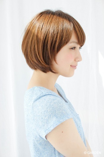 Laily 16 アウトラインも可愛い小顔に魅せるカジュアルショートボブ 羽田ひろむ Garden Hair Catalog 原宿 表参道 銀座 美容室 ヘアサロン ガーデン